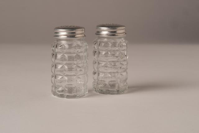 Glass Salt And Pepper Shakers, Set  - Hostess Sets/Salt And Pepper